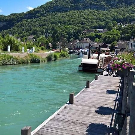 Le Portougais, chalet à Chanaz, la petite Venise savoyarde Esterno foto