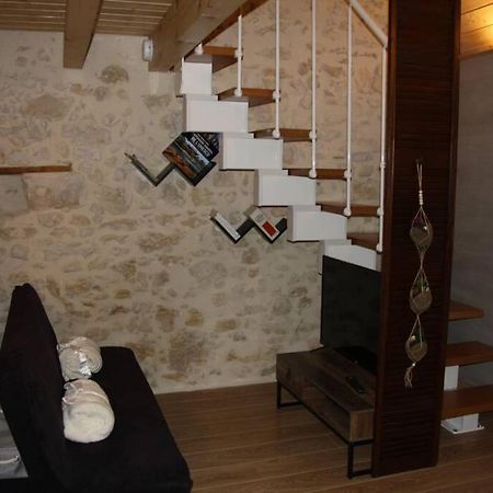 Le Portougais, chalet à Chanaz, la petite Venise savoyarde Esterno foto