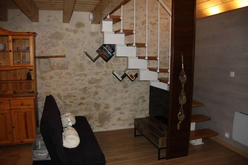 Le Portougais, chalet à Chanaz, la petite Venise savoyarde Esterno foto